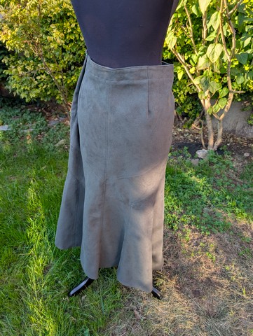 PXL_20250921_165226138.RAW-01.COVER