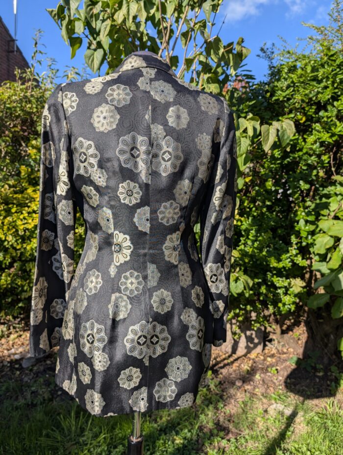 PXL_20250922_152804364.RAW-01.COVER