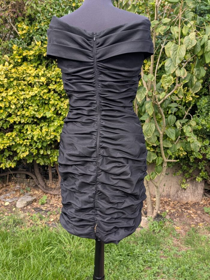 PXL_20250930_151136886.RAW-01.COVER